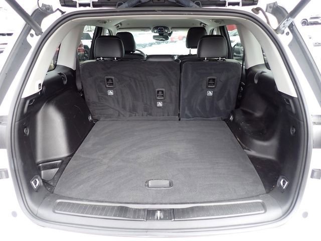Used 2023 Jeep Grand Cherokee Limited AWD/4WD image 6