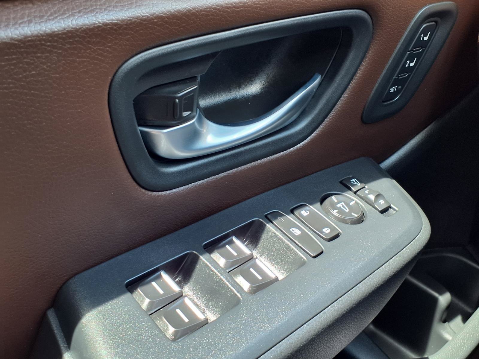 Used 2023 Honda Pilot Elite image 10