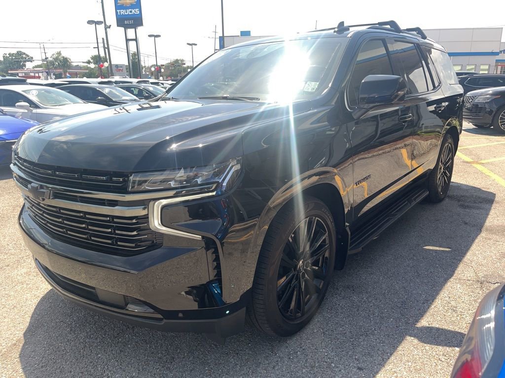 Used 2022 Chevrolet Tahoe RST w/ Luxury Package RWD image 10