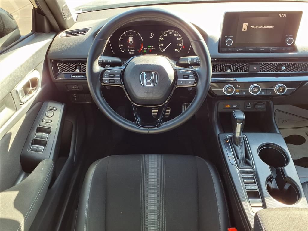 Used 2023 Honda Civic Sport image 3