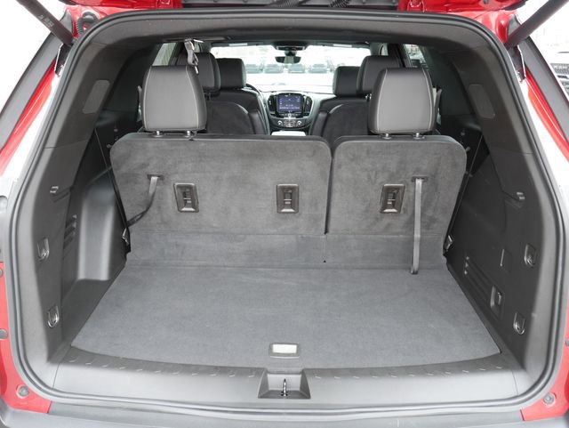 Used 2022 Chevrolet Traverse LT w/ LT Premium Package image 10