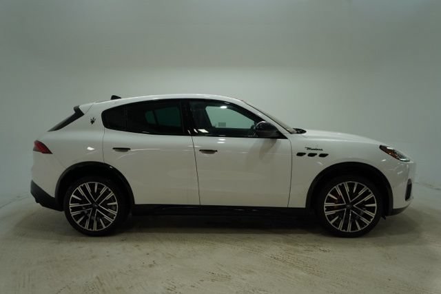 New 2025 Maserati Grecale Modena AWD/4WD image 8