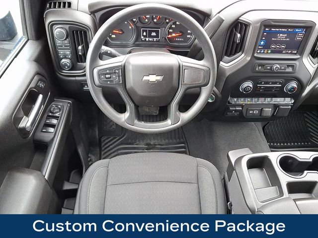 Used 2025 Chevrolet Silverado 2500 Custom w/ Custom Value Package image 3