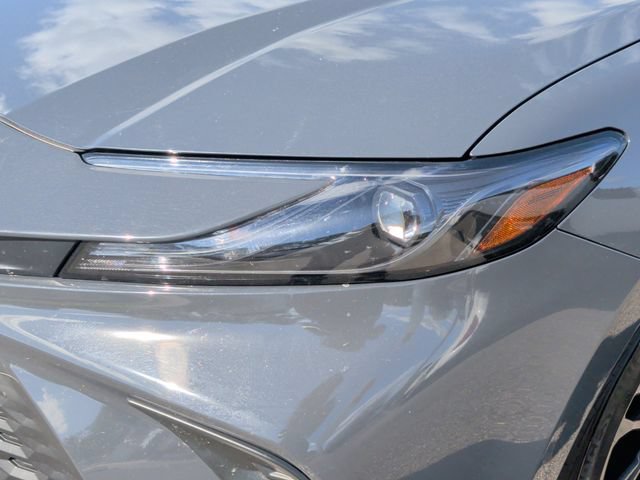 Used 2026 Toyota Camry SE FWD image 9