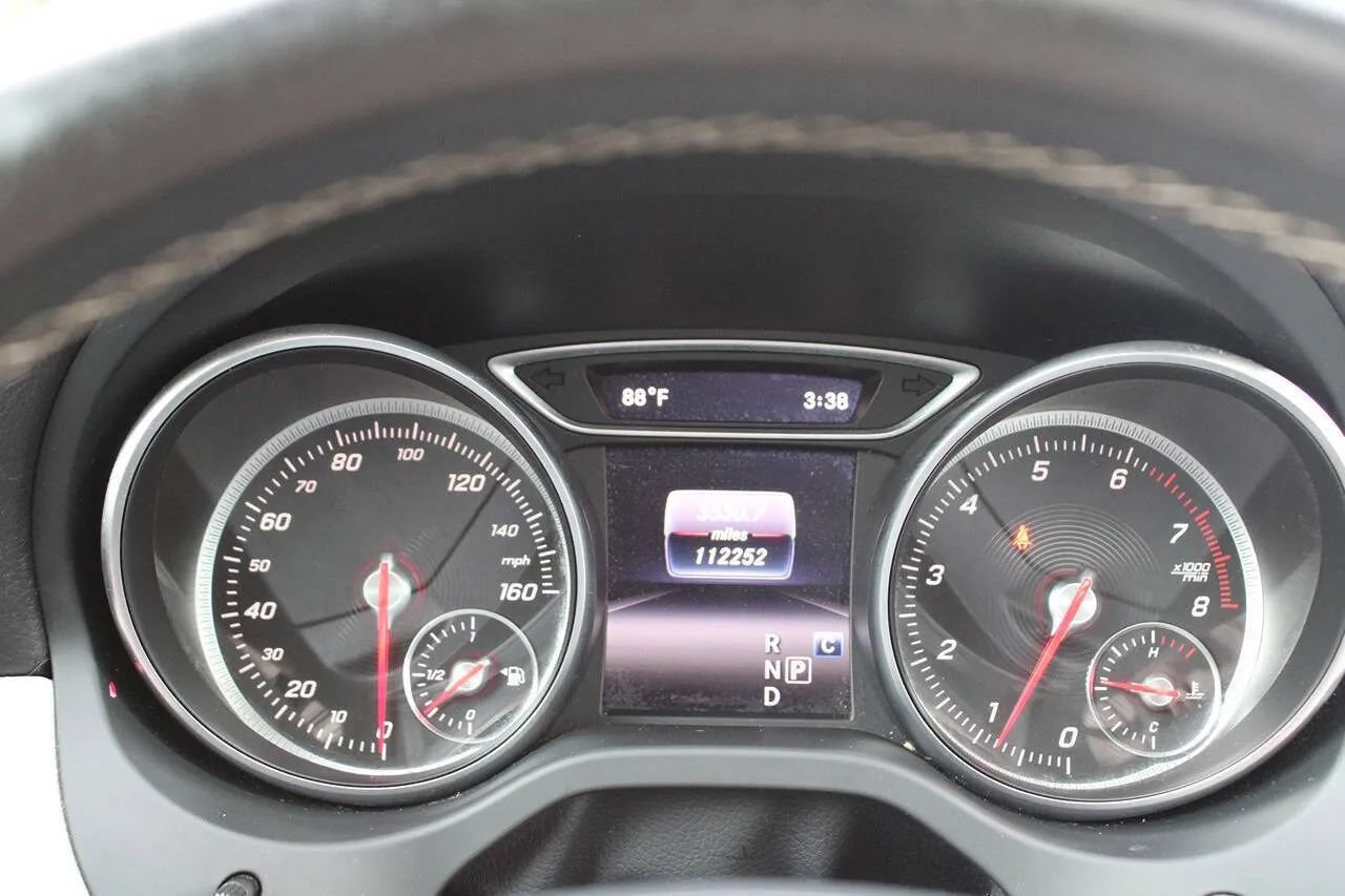 Used 2018 Mercedes-Benz GLA 250 4MATIC w/ Premium Package image 17