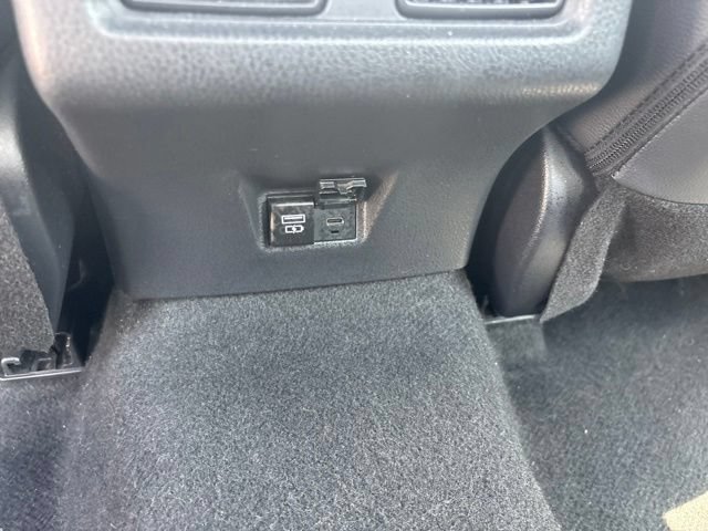 Used 2025 Toyota Camry SE FWD image 18