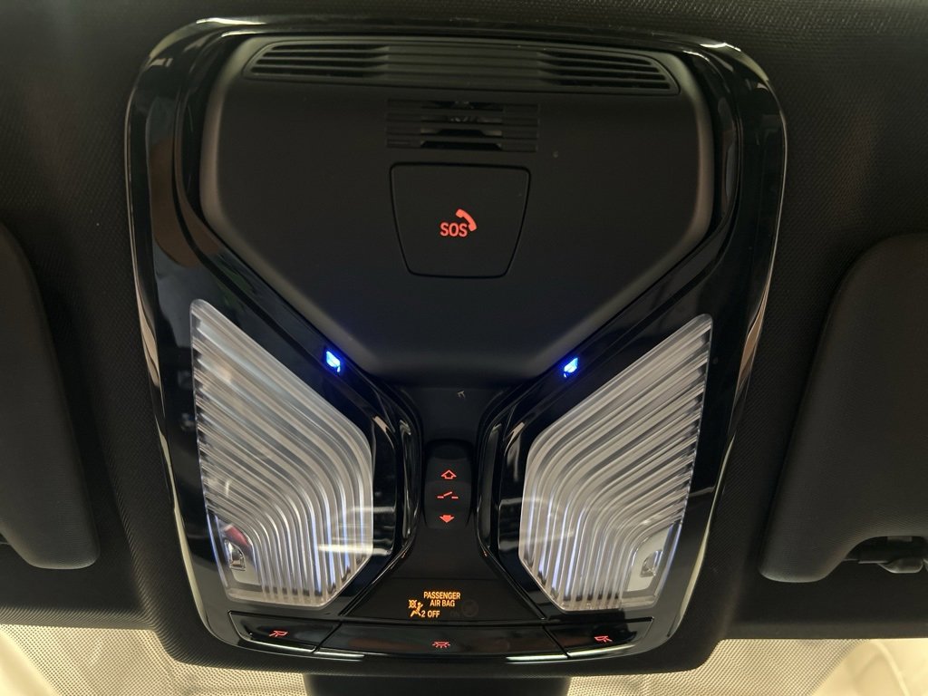 Used 2019 BMW 330i xDrive Sedan w/ Convenience Package image 23