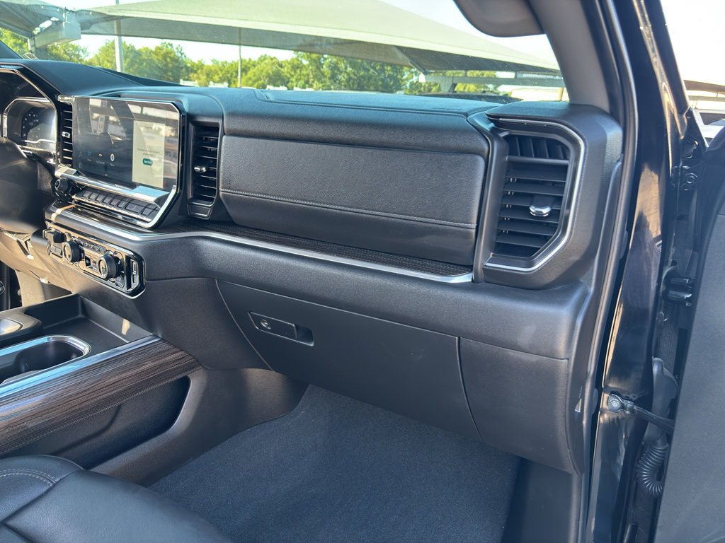 Certified 2025 Chevrolet Silverado 1500 RST w/ Convenience Package II AWD/4WD image 20