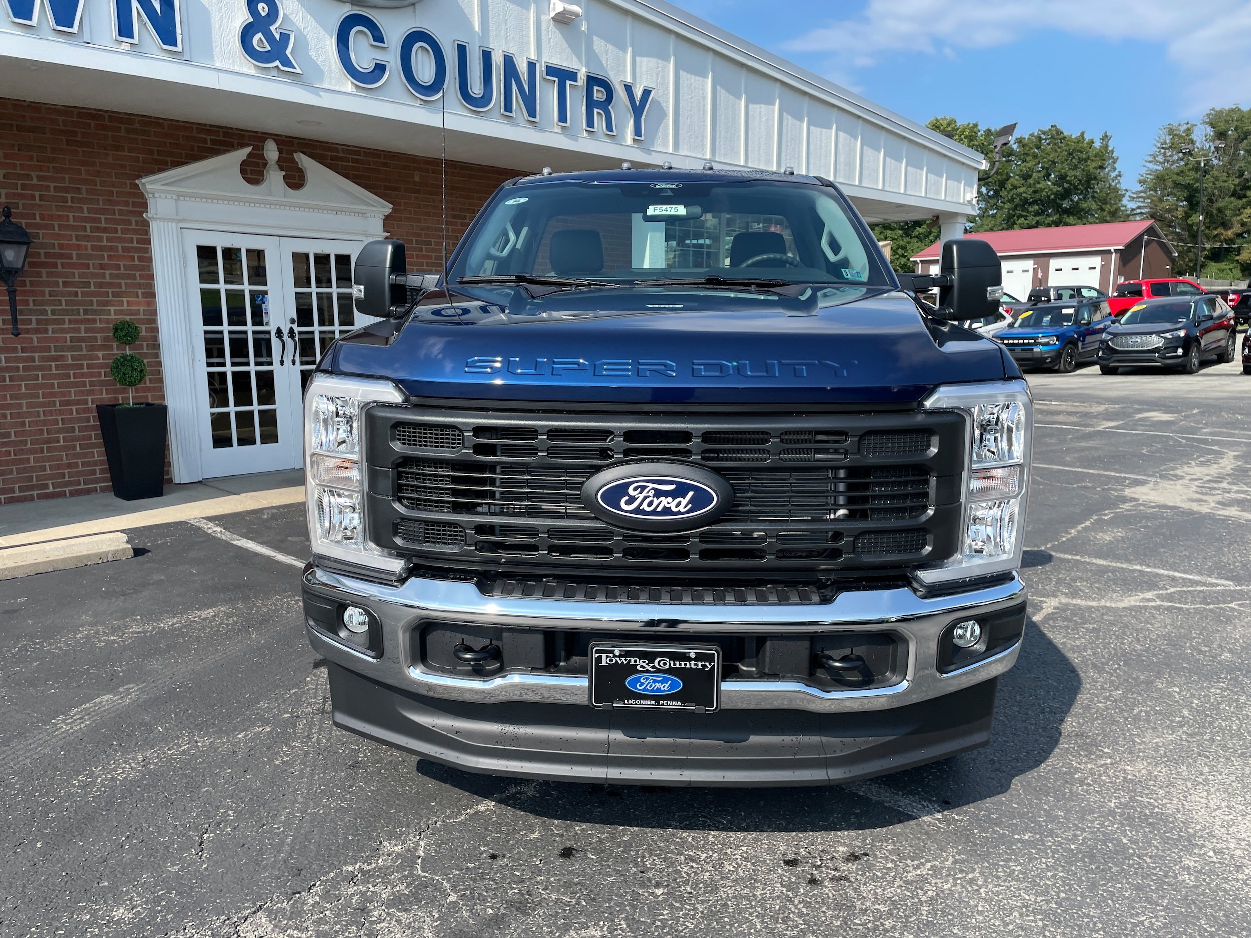 New 2027 Ford F250 XL w/ XL Chrome Package AWD/4WD image 13