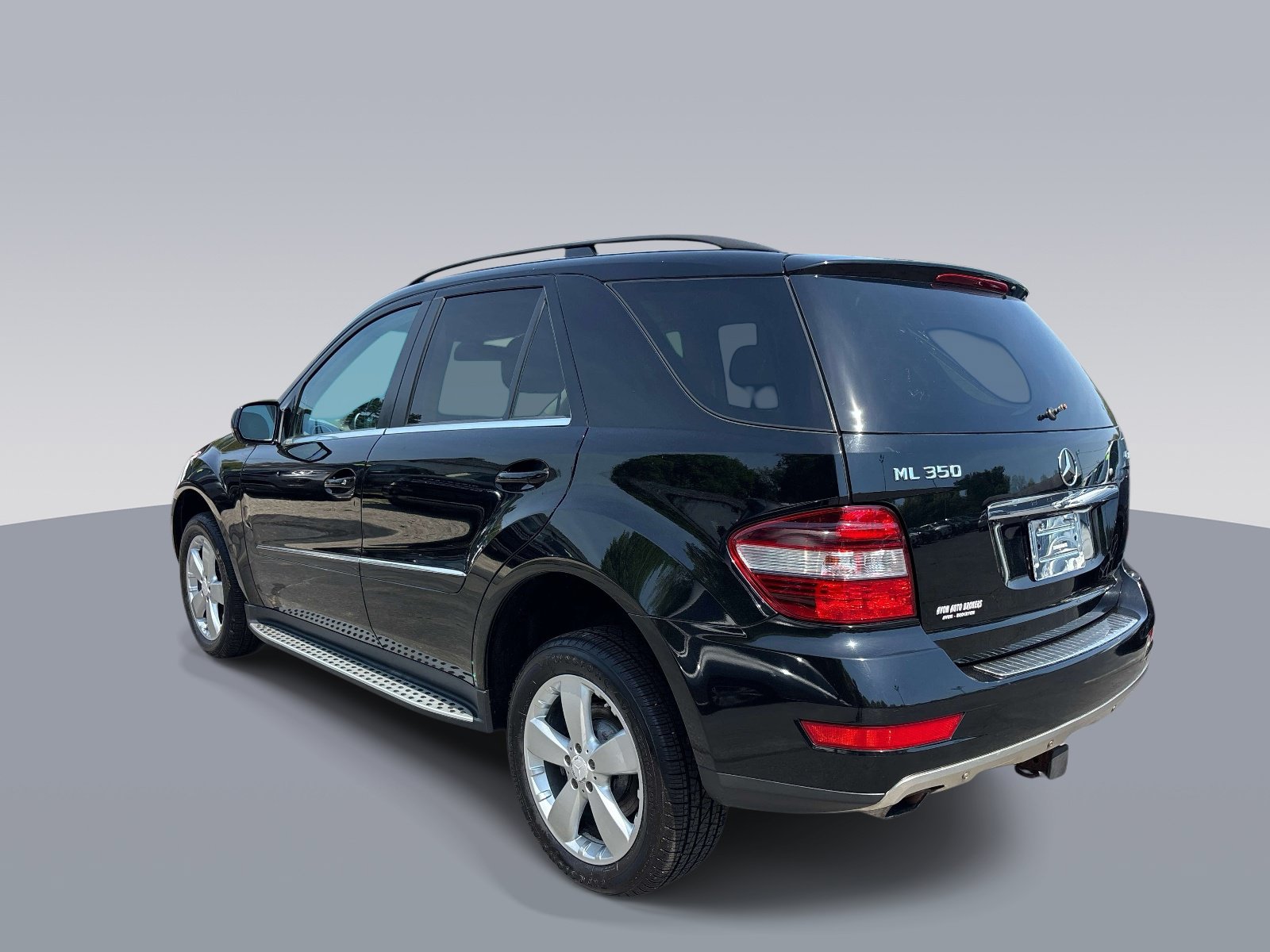Used 2010 Mercedes-Benz ML 350 4MATIC image 4