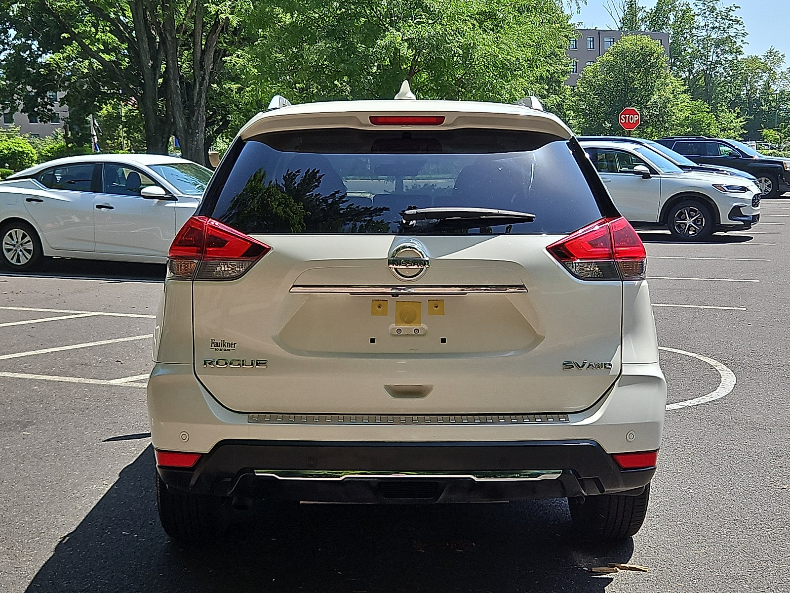 Certified 2019 Nissan Rogue SV w/ Premium Package AWD/4WD image 5