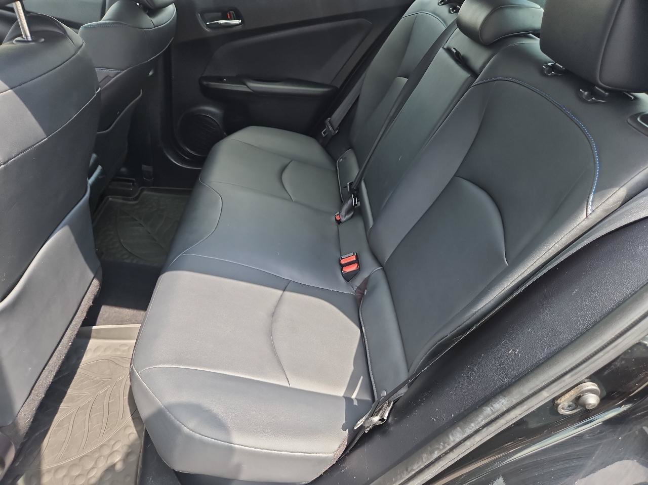 Used 2017 Toyota Prius Three Touring FWD image 20