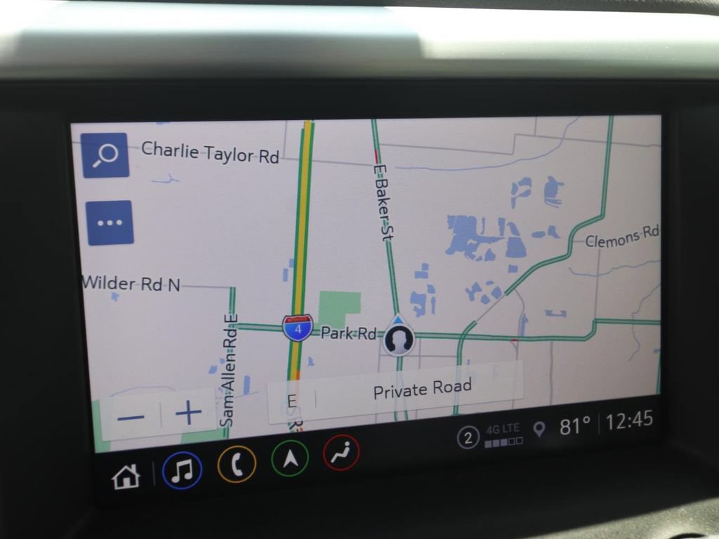 Used 2023 GMC Acadia SLT w/ Technology Package FWD image 22