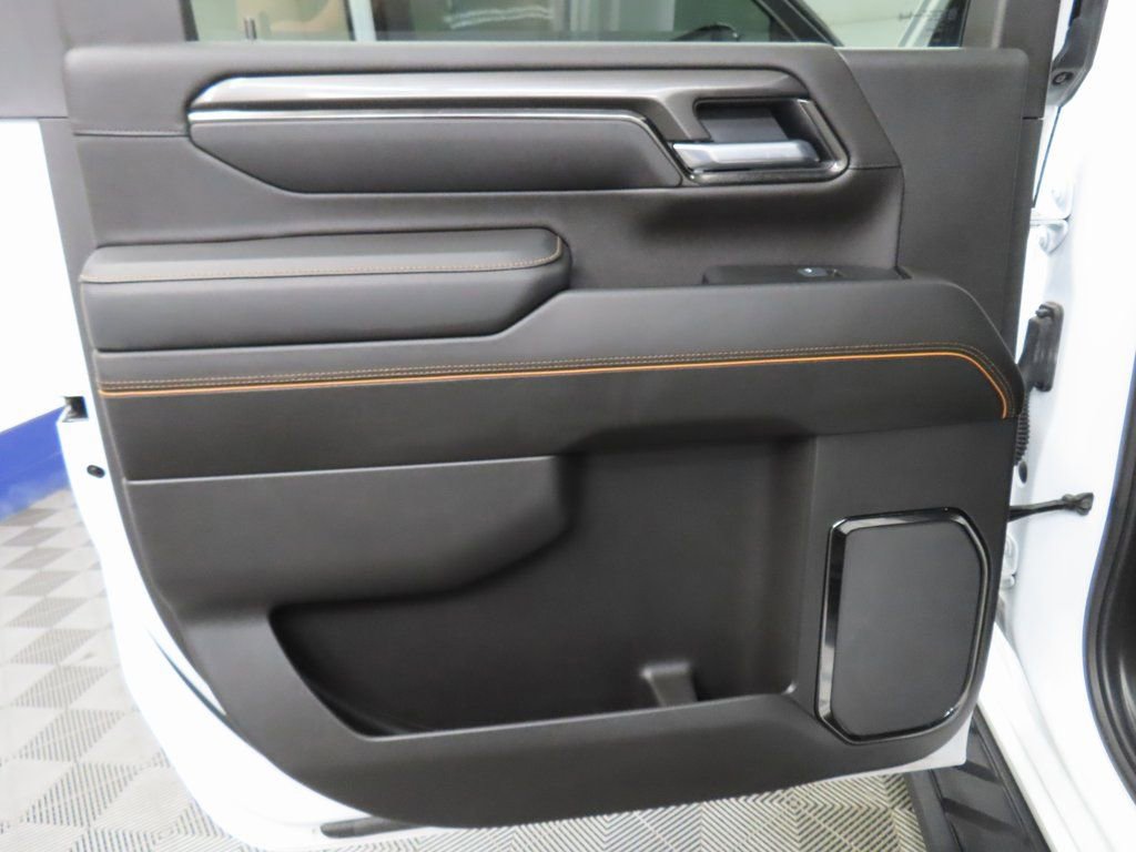 Used 2025 GMC Sierra 2500 AT4 w/ AT4 Premium Plus Package image 77