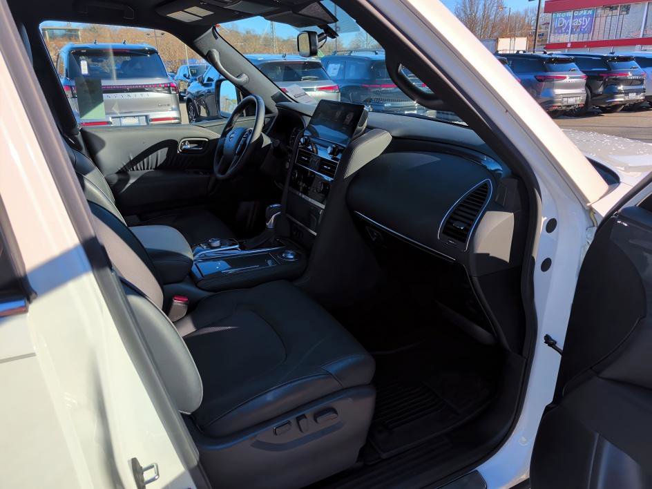 Used 2024 Nissan Armada SL w/ Midnight Edition Package image 12
