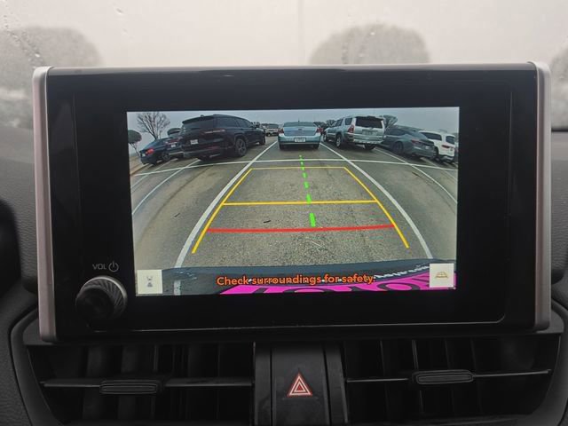 Used 2025 Toyota RAV4 LE image 23