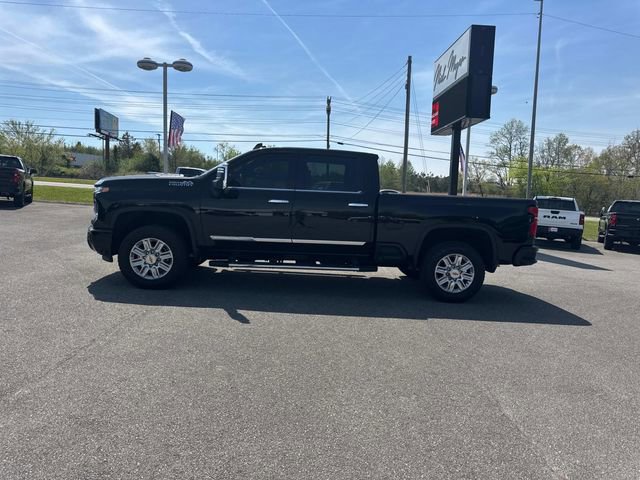 Used 2024 Chevrolet Silverado 2500 High Country w/ Technology Package image 7