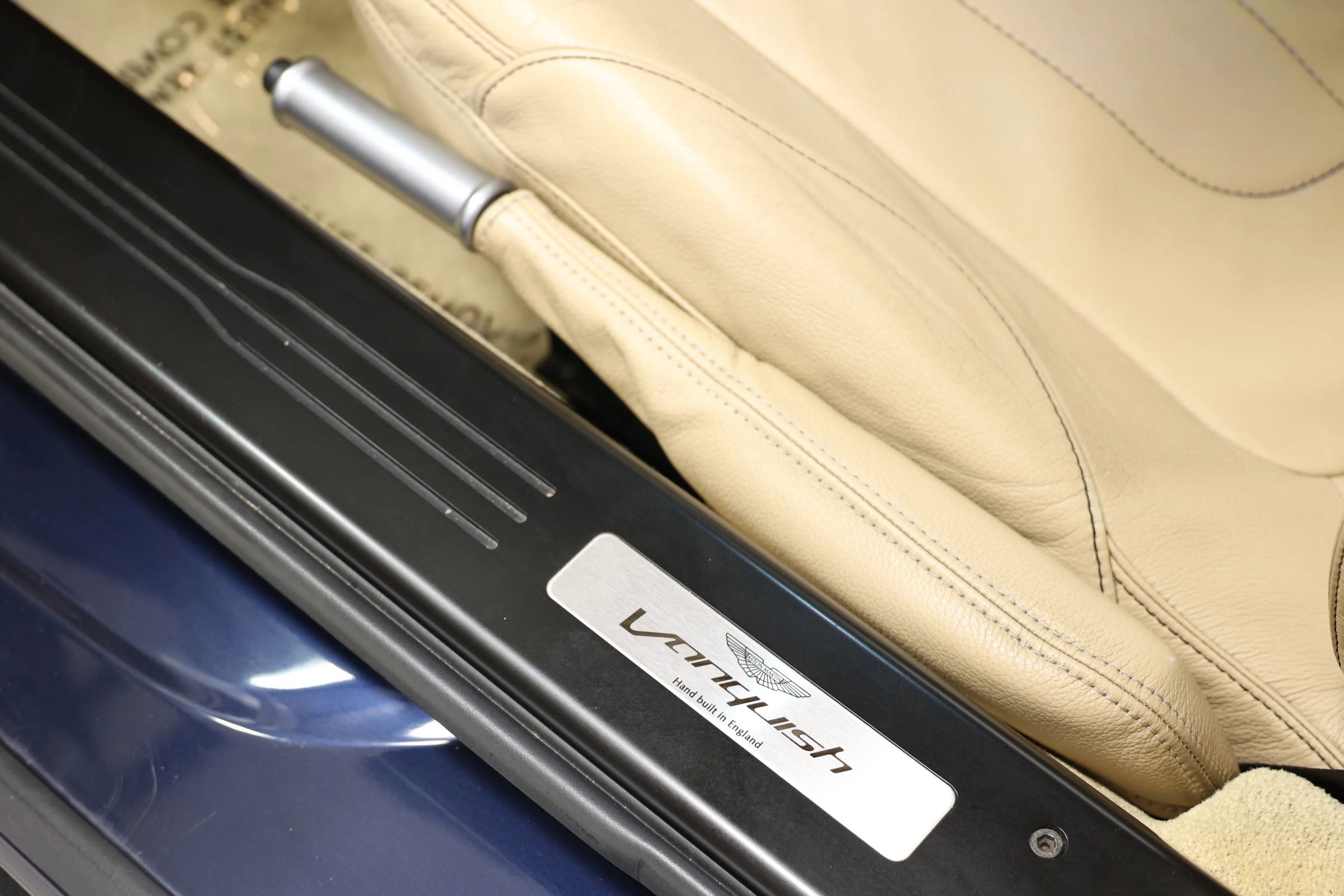 Used 2016 Aston Martin Vanquish Volante image 13
