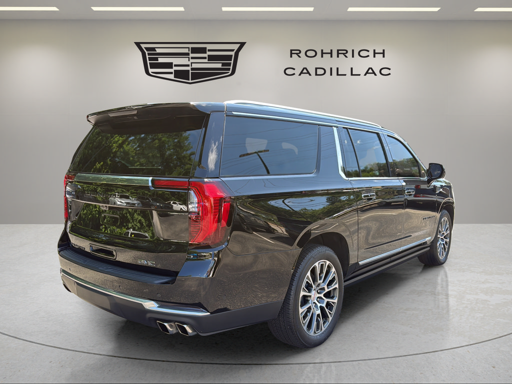 Used 2026 GMC Yukon XL Denali w/ Denali Reserve Package AWD/4WD image 5