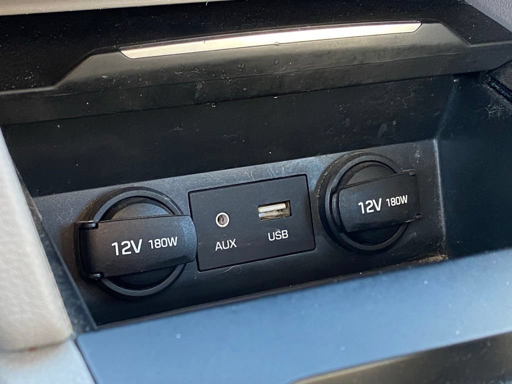 Used 2018 Hyundai Elantra SE FWD image 24