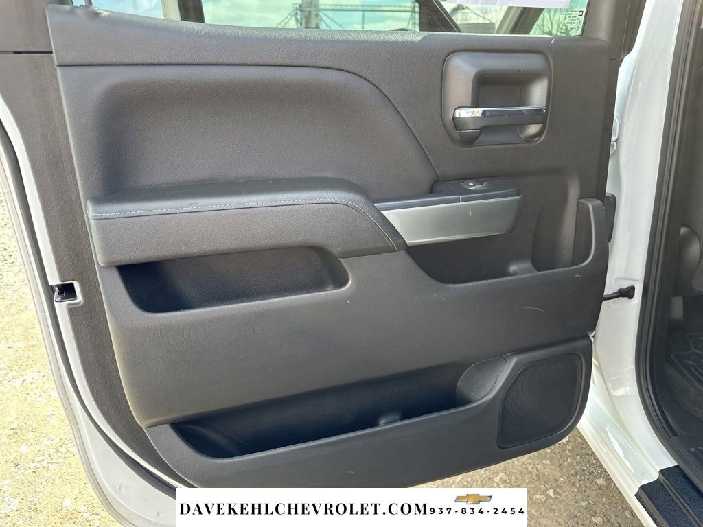 Used 2018 Chevrolet Silverado 1500 LT w/ LT Eassist Package image 17