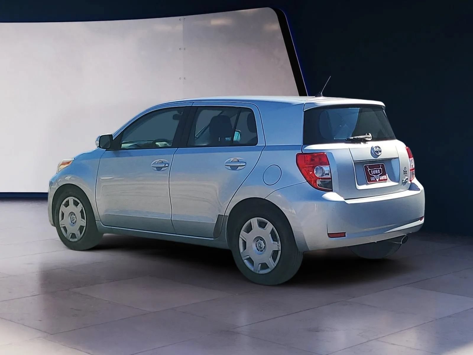 Used 2010 Scion xD FWD image 3