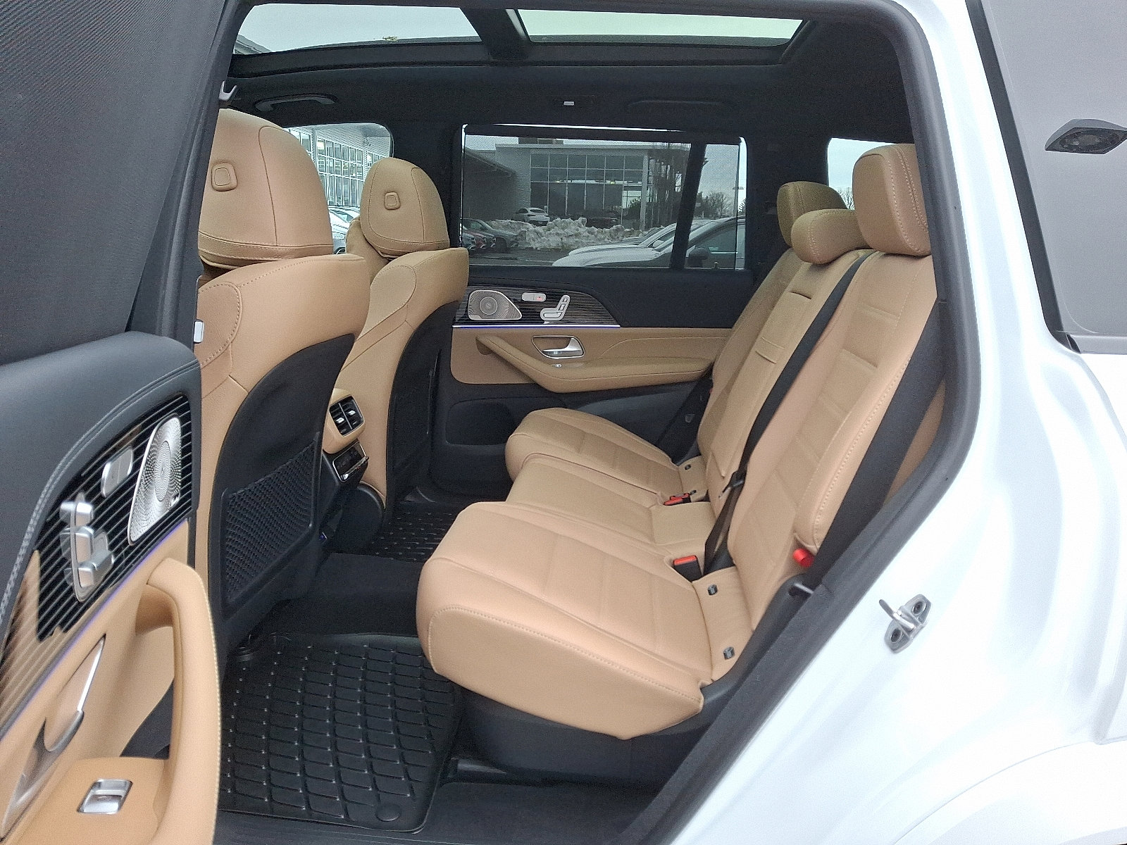 Certified 2026 Mercedes-Benz GLS 580 4MATIC image 11