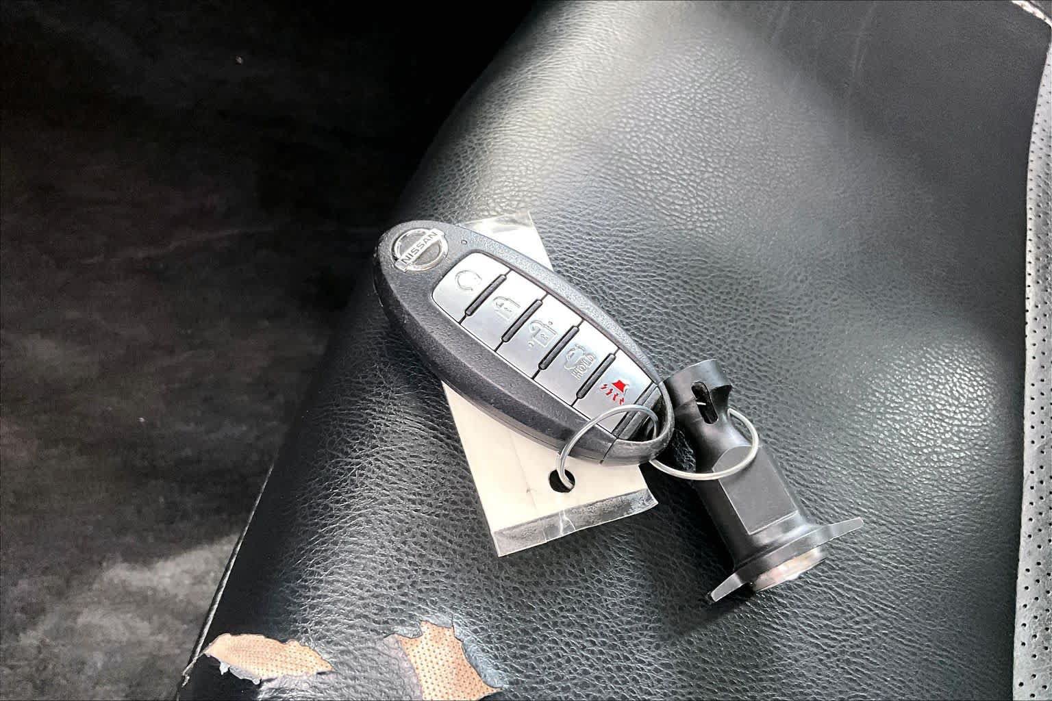 Used 2020 Nissan Maxima 3.5 SV w/ Floor Mat Group FWD image 14