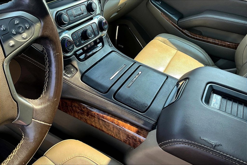 Used 2019 Chevrolet Tahoe Premier AWD/4WD image 14