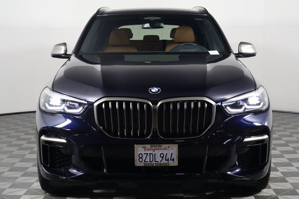 Used 2022 BMW X5 M50i image 2