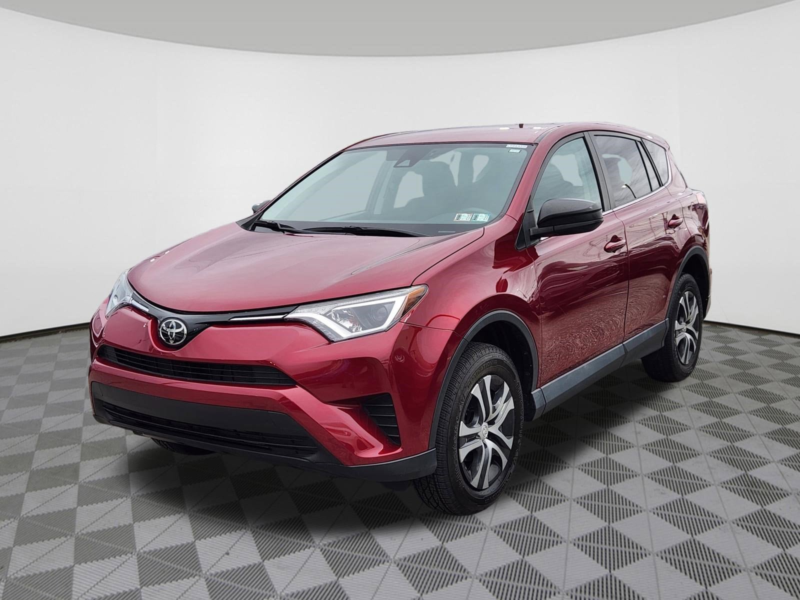 Used 2018 Toyota RAV4 LE w/ All Weather Liner Package AWD/4WD image 2