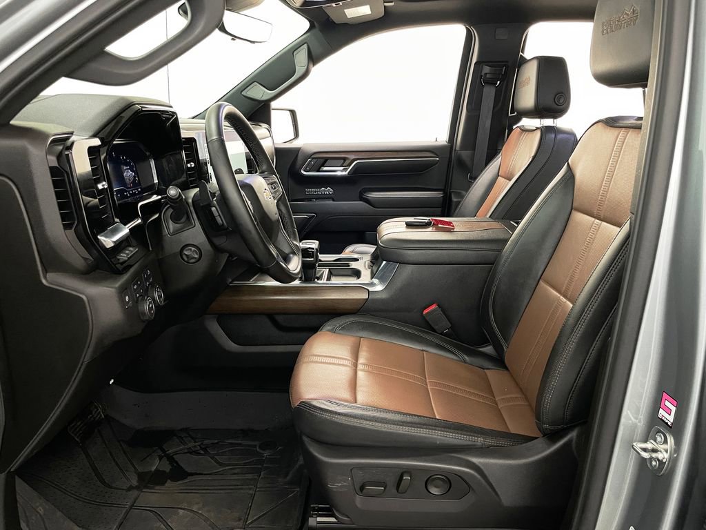 Certified 2024 Chevrolet Silverado 1500 High Country w/ High Country Premium Package image 10