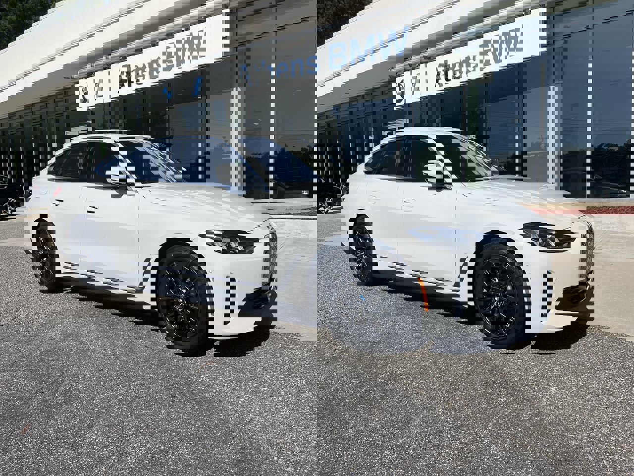 Used 2025 BMW i4 eDrive40 w/ Premium Package image 2