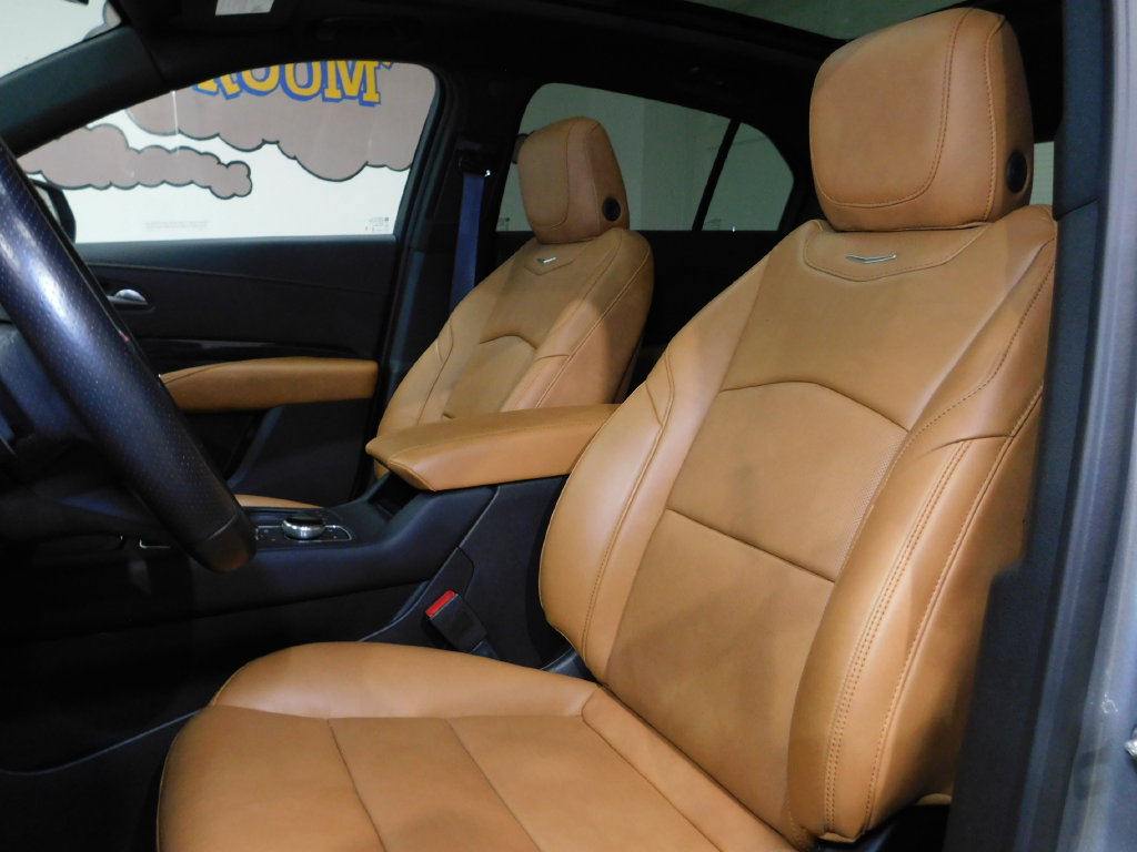 Used 2024 Cadillac XT4 Sport AWD/4WD image 30