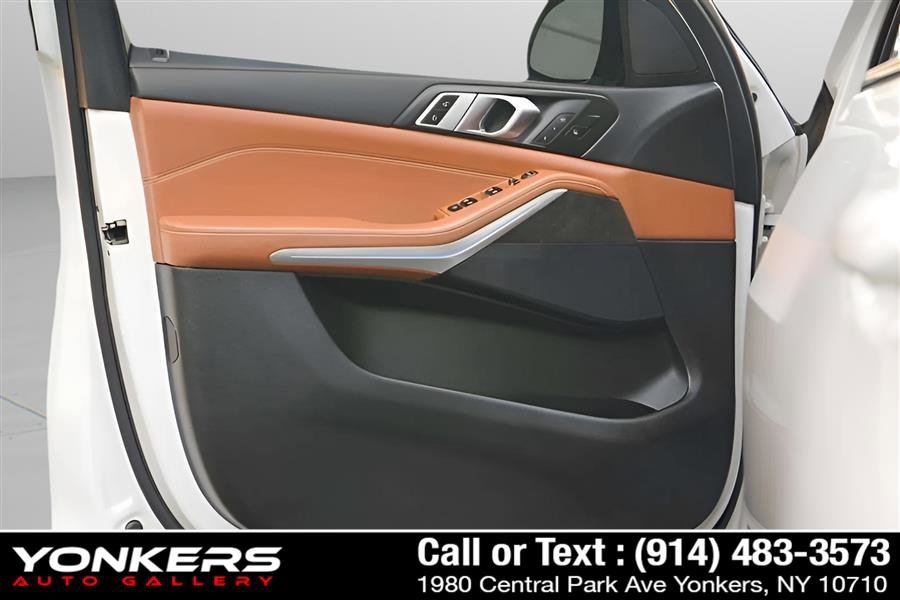 Used 2022 BMW X5 xDrive40i AWD/4WD image 53