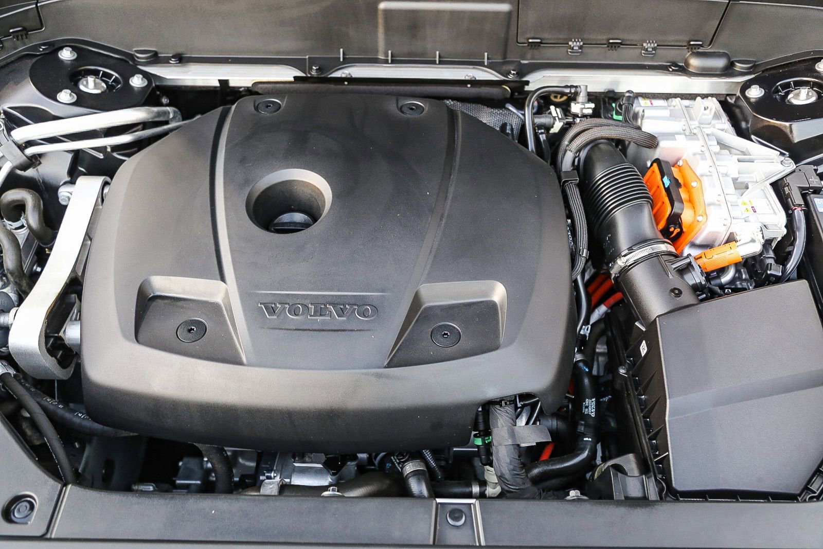 Used 2023 Volvo XC90 T8 Ultimate image 27