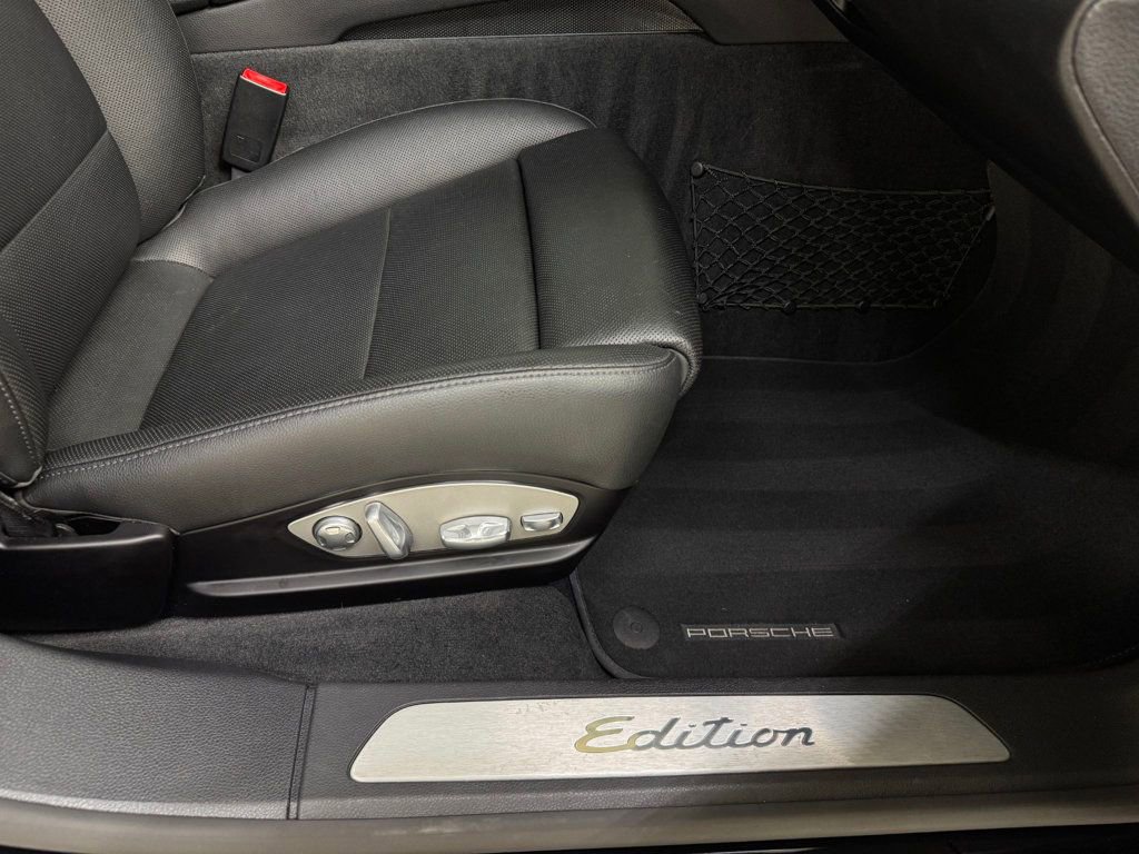 Used 2016 Porsche Panamera Edition image 25