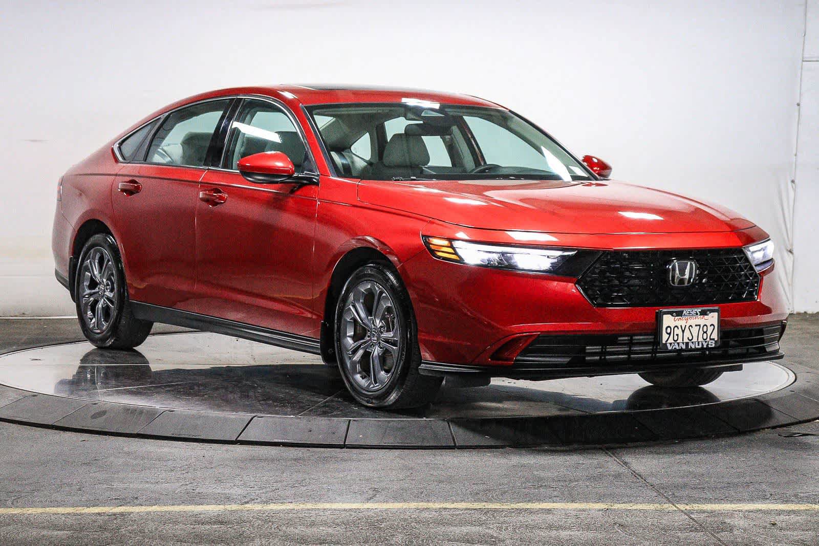 Used 2023 Honda Accord EX image 5