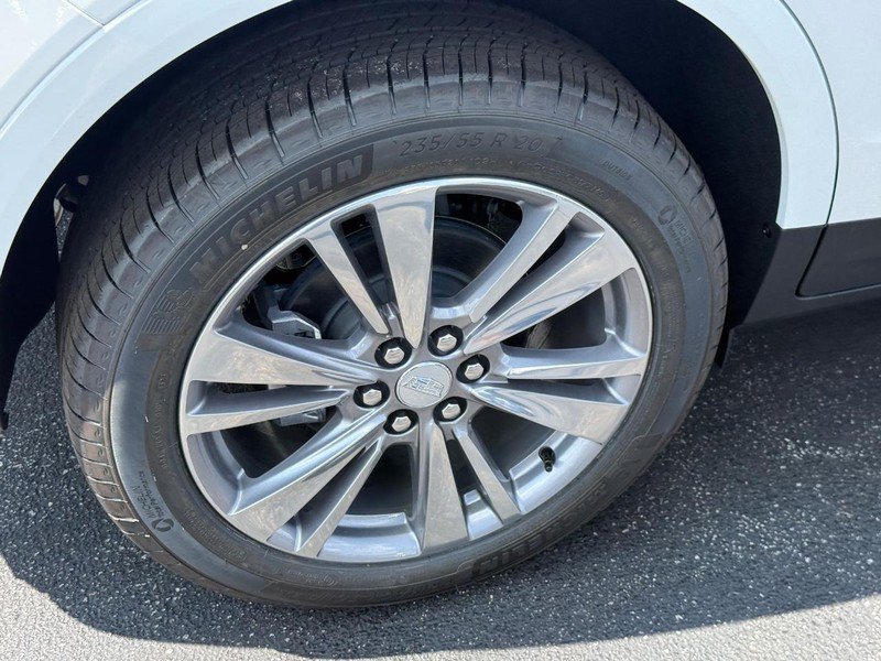 New 2026 Cadillac XT5 Premium Luxury w/ Driver Assist Package FWD image 4