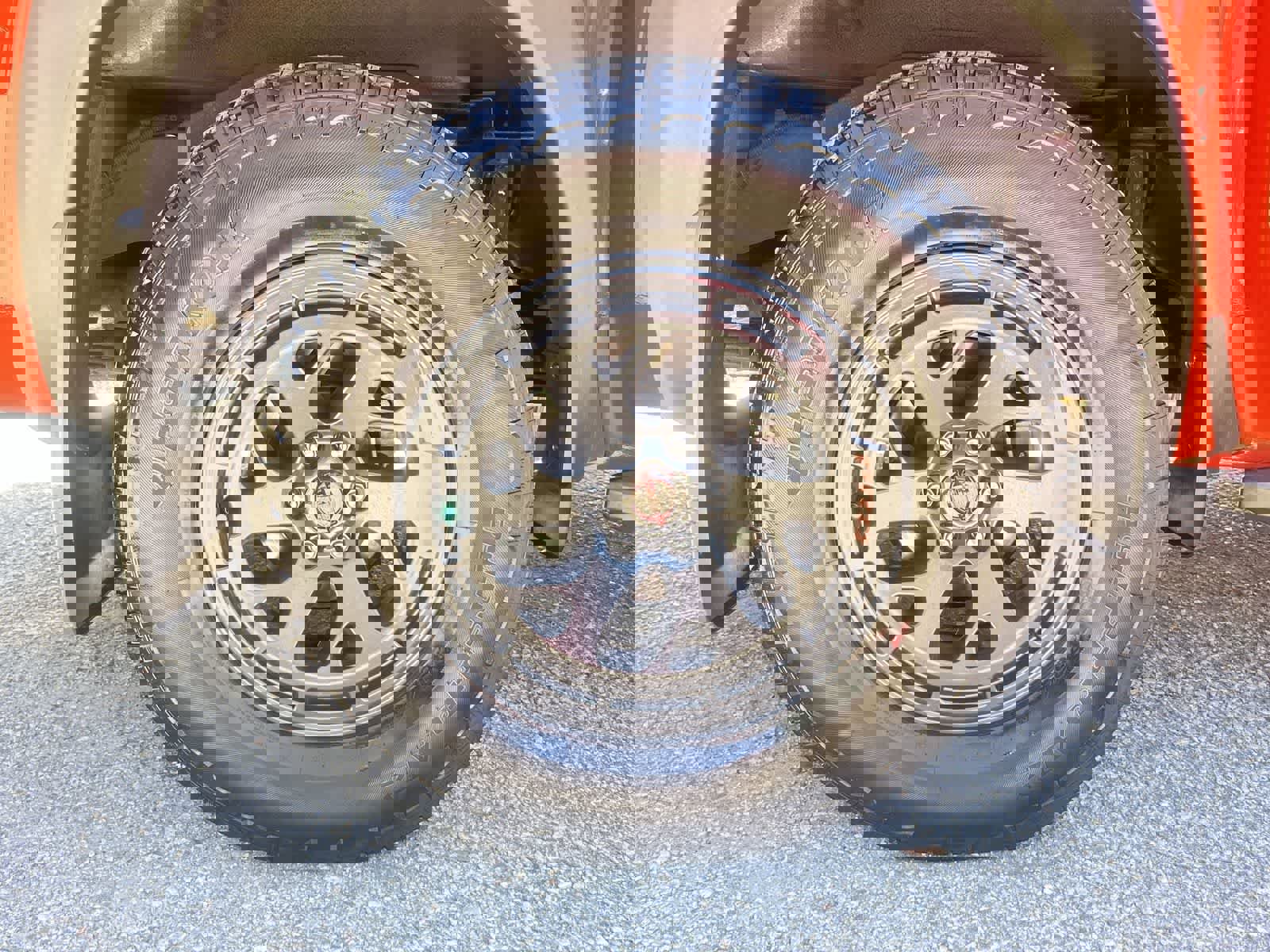 Used 2025 Nissan Frontier Pro-X w/ Black Accent Package RWD image 5