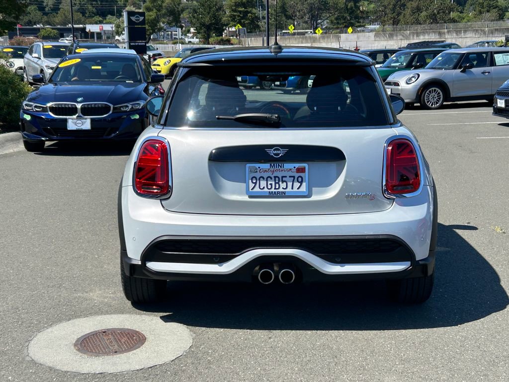 Used 2023 MINI Cooper S FWD image 4