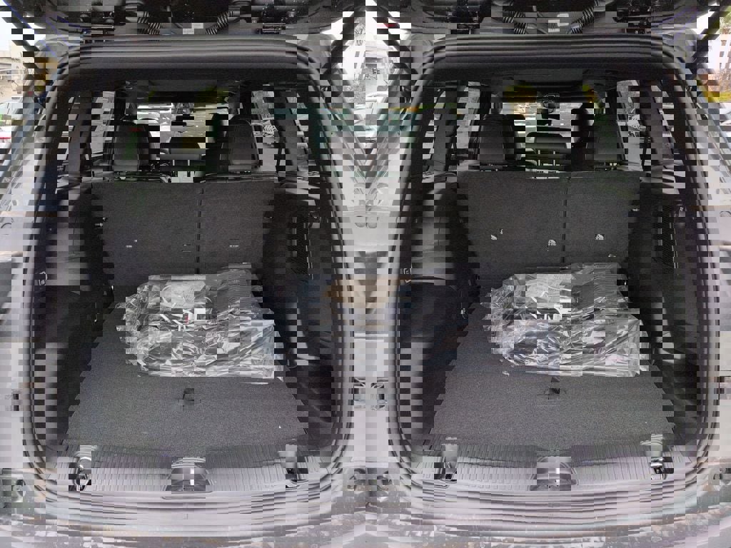 New 2026 Jeep Cherokee Overland AWD/4WD image 23