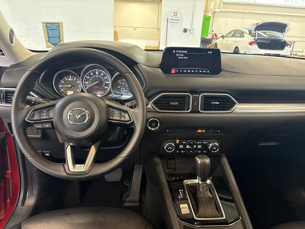 Used 2017 MAZDA CX-5 Touring w/ Preferred Equipment Package AWD/4WD image 7