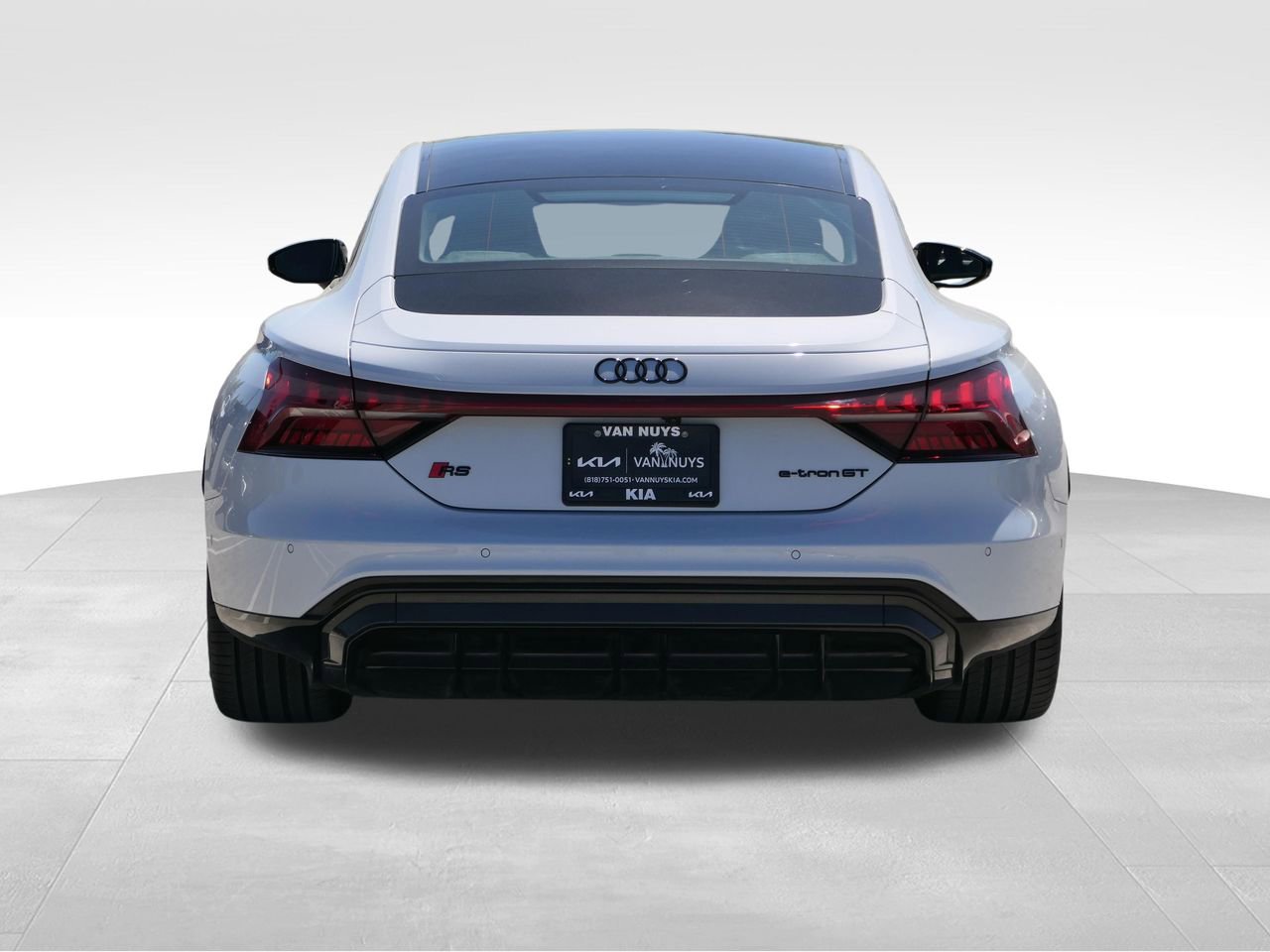 Used 2024 Audi RS e-tron GT w/ Carbon Performance Package image 5