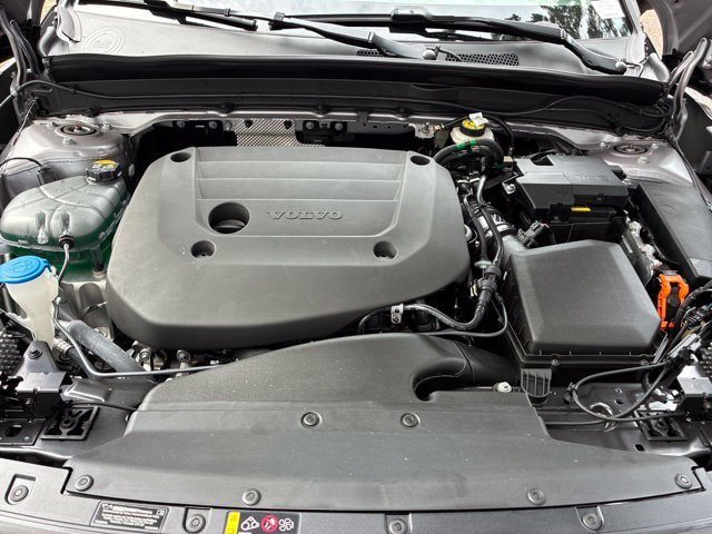 New 2026 Volvo XC40 B5 Plus w/ Protection Package Premier AWD/4WD image 20