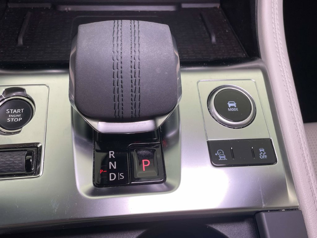 Used 2024 Jaguar F-PACE R-Dynamic S AWD/4WD image 27