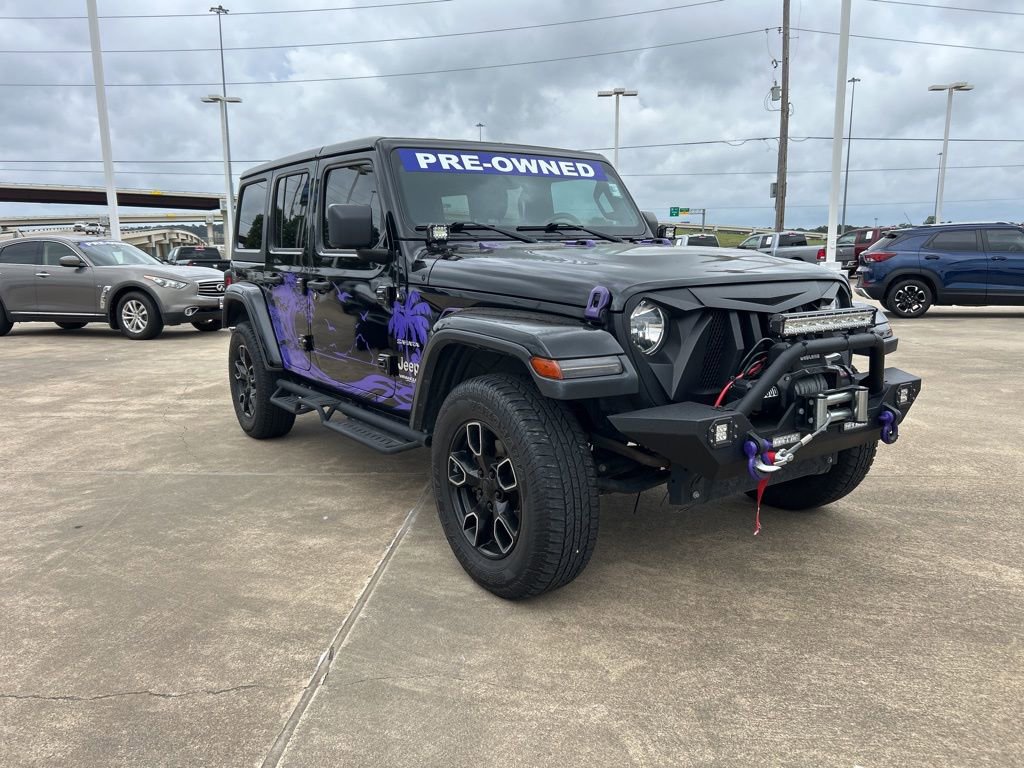 Used 2019 Jeep Wrangler Unlimited Sahara AWD/4WD image 3