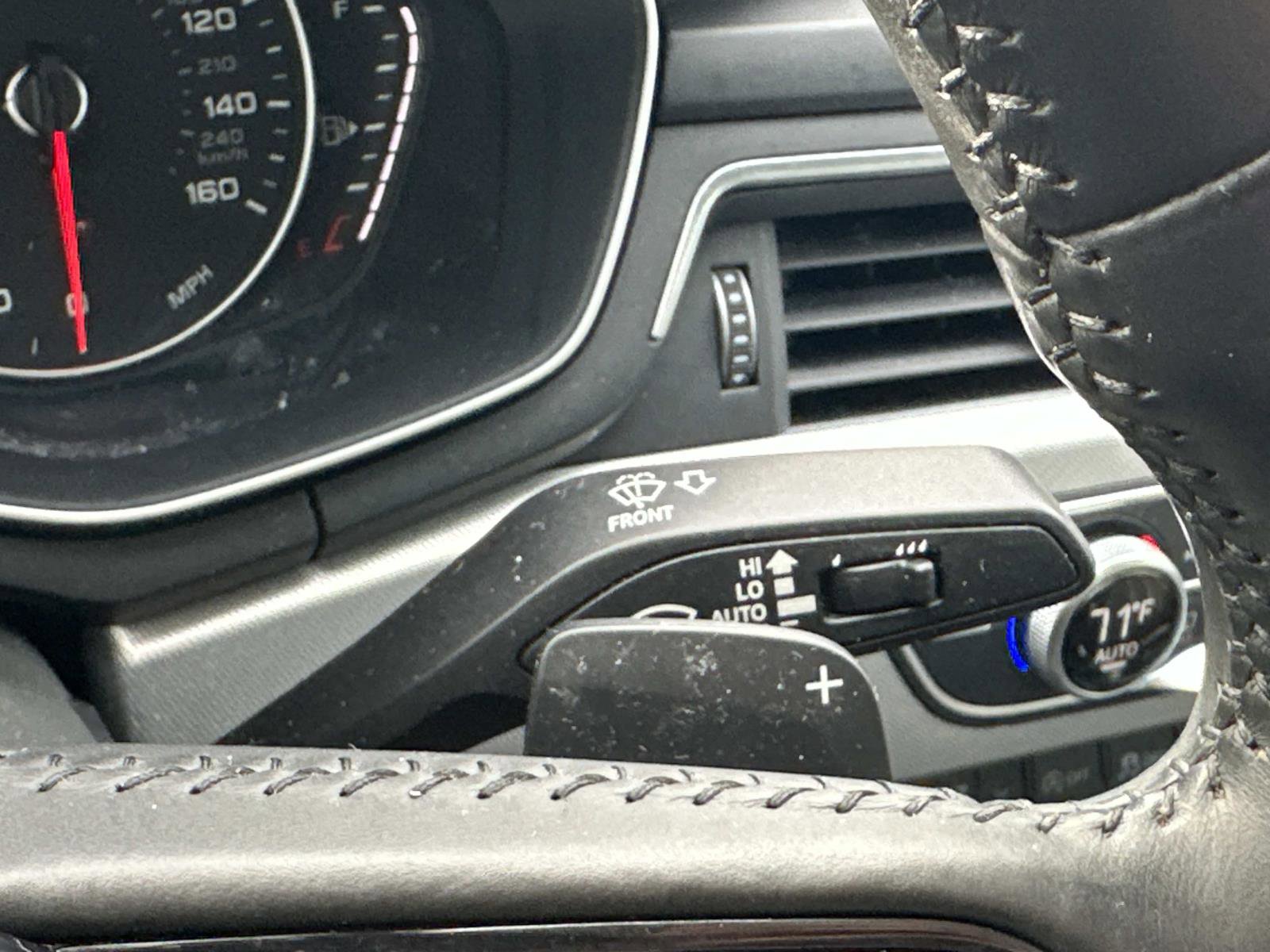 Used 2017 Audi A4 2.0T Premium image 23