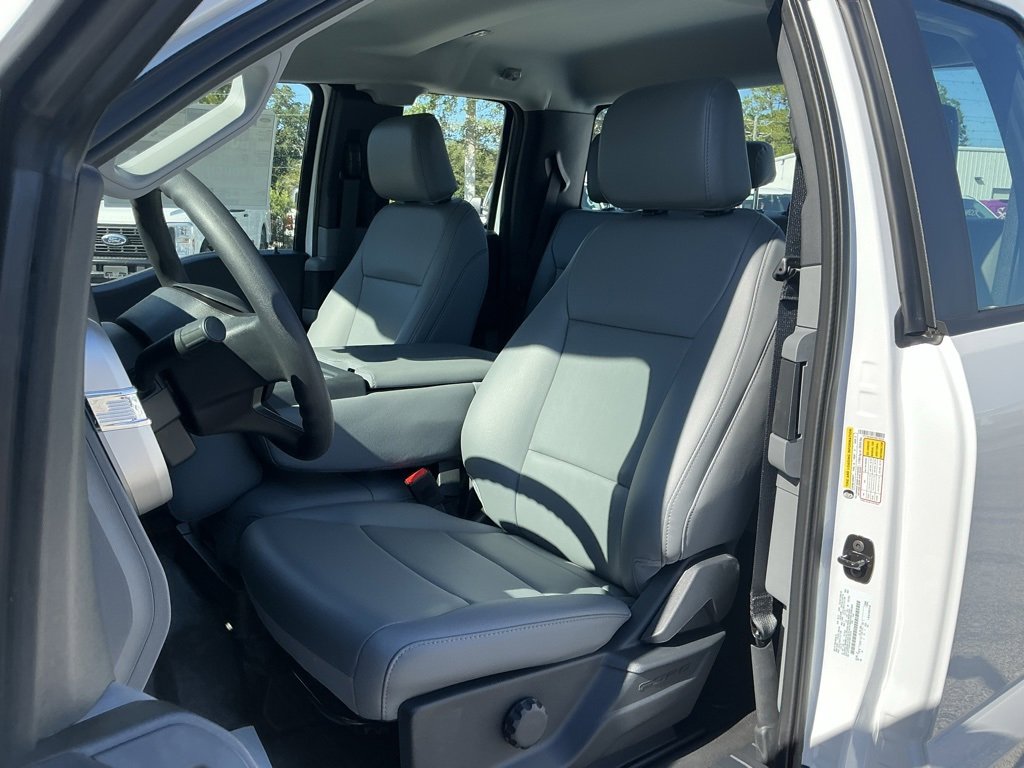 New 2026 Ford F250 XL image 28