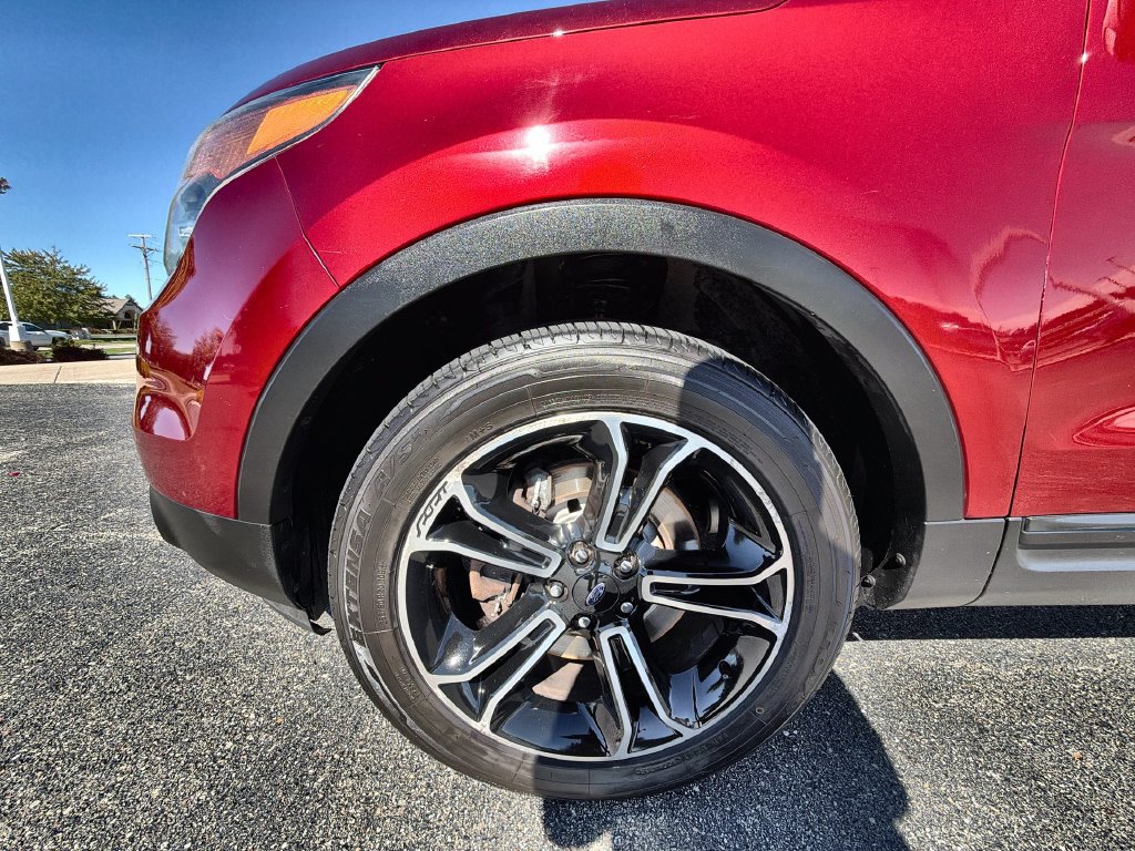 Used 2014 Ford Explorer Sport w/ Equipment Group 401A AWD/4WD image 18